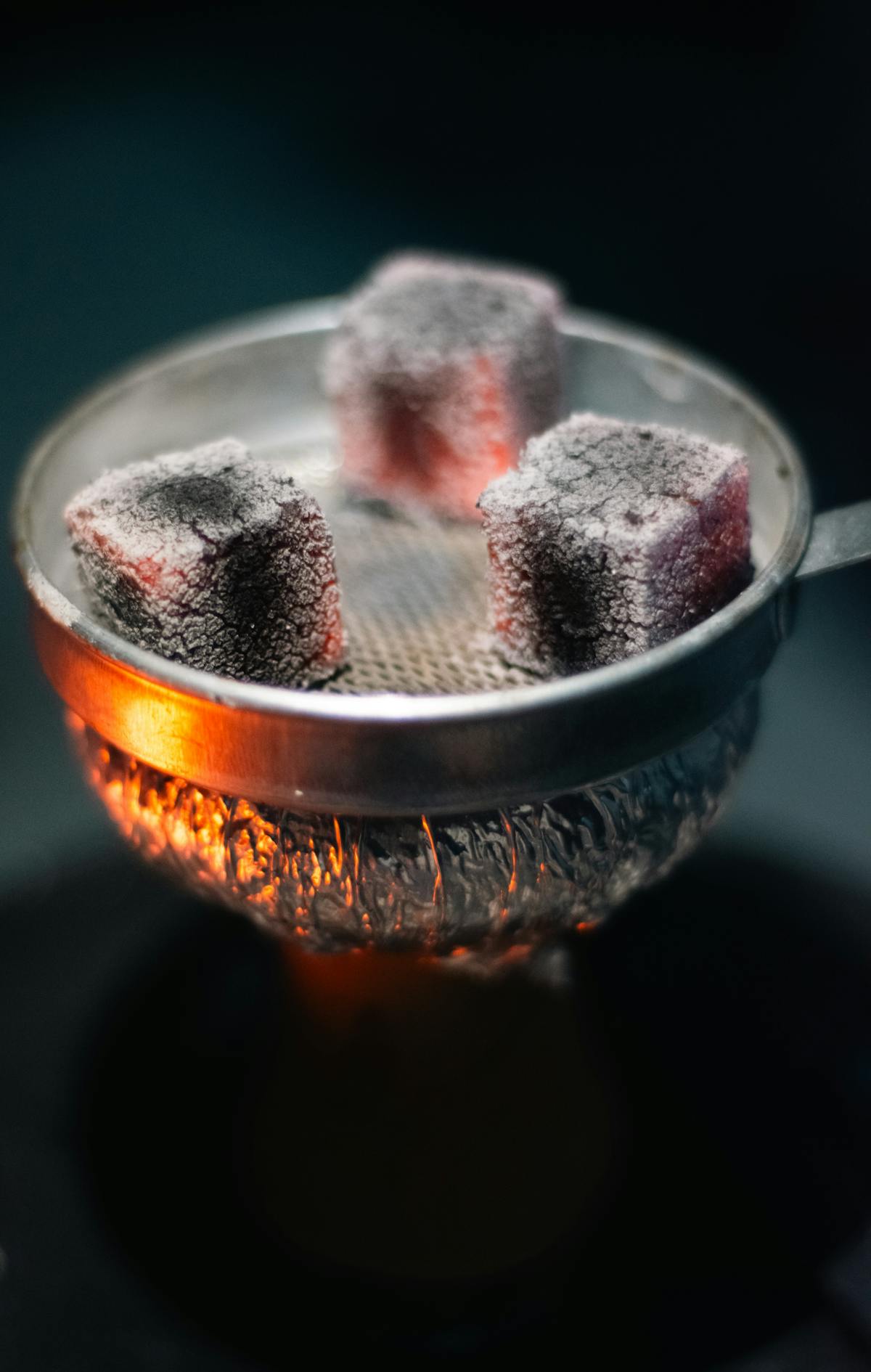 Coconut shell charcoal cubes for shisha hookah